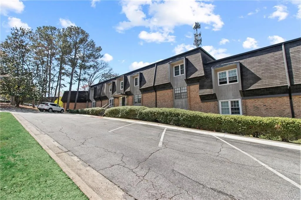 335 Winding River Drive Unit F, Atlanta, Georgia 30350, 2 Bedrooms Bedrooms, ,2 BathroomsBathrooms,Residential,Sold,335 Winding River Drive Unit F,7178813