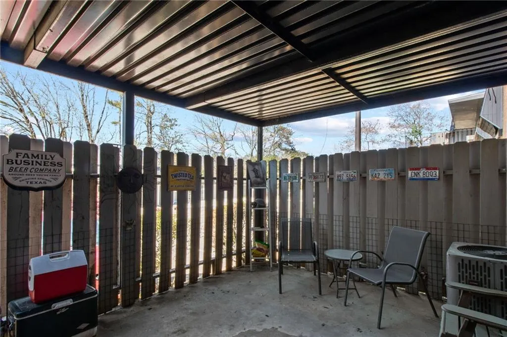 335 Winding River Drive Unit F, Atlanta, Georgia 30350, 2 Bedrooms Bedrooms, ,2 BathroomsBathrooms,Residential,Sold,335 Winding River Drive Unit F,7178813