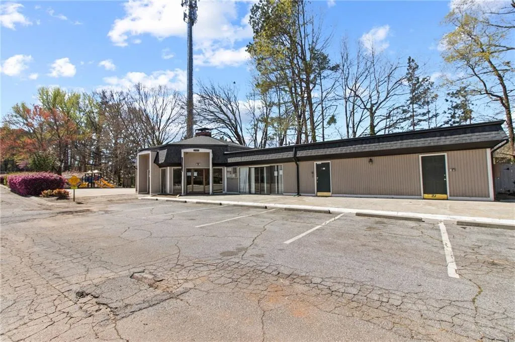 335 Winding River Drive Unit F, Atlanta, Georgia 30350, 2 Bedrooms Bedrooms, ,2 BathroomsBathrooms,Residential,Sold,335 Winding River Drive Unit F,7178813