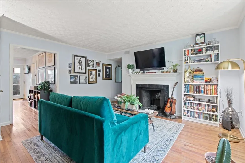 335 Winding River Drive Unit F, Atlanta, Georgia 30350, 2 Bedrooms Bedrooms, ,2 BathroomsBathrooms,Residential,Sold,335 Winding River Drive Unit F,7178813