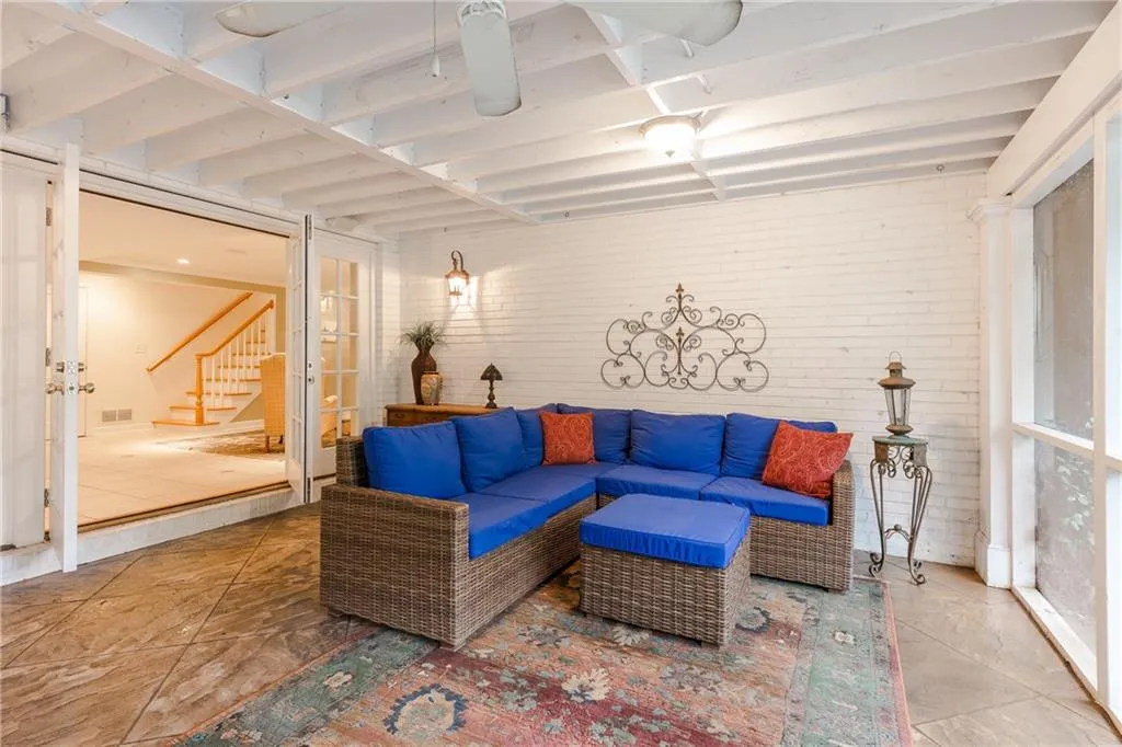 215 Forrest Lake Drive, Sandy Springs, Georgia 30327, 4 Bedrooms Bedrooms, ,3 BathroomsBathrooms,Residential,Sold,215 Forrest Lake Drive,5991102