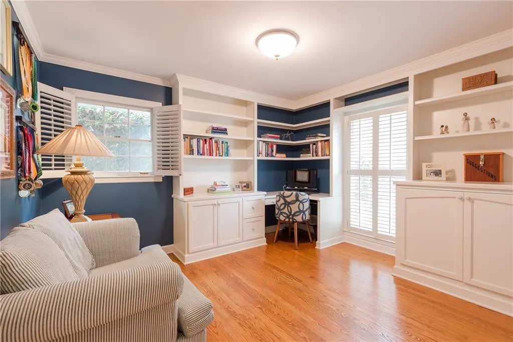 215 Forrest Lake Drive, Sandy Springs, Georgia 30327, 4 Bedrooms Bedrooms, ,3 BathroomsBathrooms,Residential,Sold,215 Forrest Lake Drive,5991102