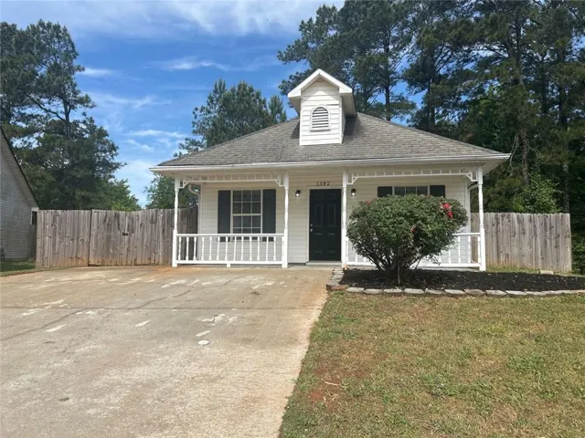 1382 N Hampton Drive, Hampton, Georgia 30228