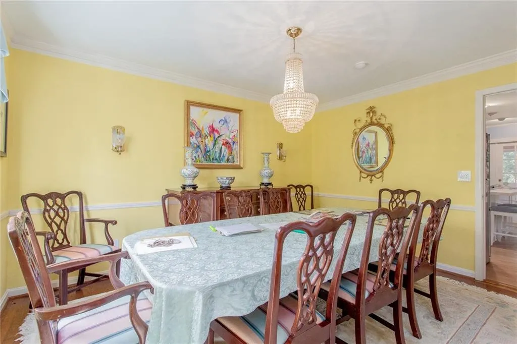 32 Brandon Ridge Drive, Sandy Springs, Georgia 30328, 4 Bedrooms Bedrooms, ,2 BathroomsBathrooms,Residential,Sold,32 Brandon Ridge Drive,6973596