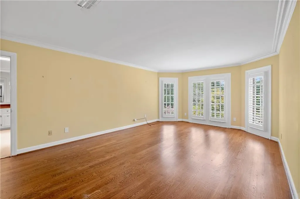 5325 N Powers Ferry Road, Atlanta, Georgia 30327, 4 Bedrooms Bedrooms, ,4 BathroomsBathrooms,Residential,Sold,5325 N Powers Ferry Road,7256579
