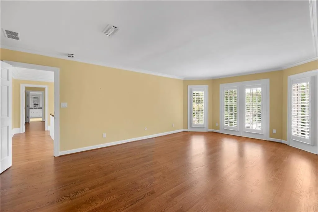 5325 N Powers Ferry Road, Atlanta, Georgia 30327, 4 Bedrooms Bedrooms, ,4 BathroomsBathrooms,Residential,Sold,5325 N Powers Ferry Road,7256579