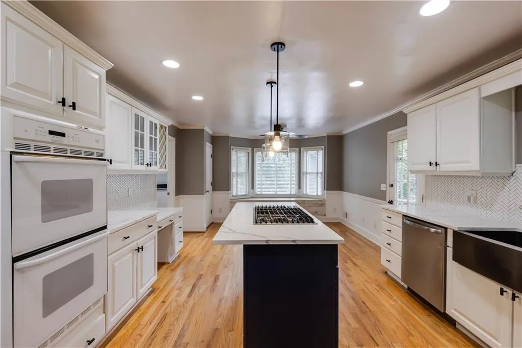 7110 Northgreen Drive, Atlanta, Georgia 30328, 4 Bedrooms Bedrooms, ,2 BathroomsBathrooms,Residential,Sold,7110 Northgreen Drive,7436713