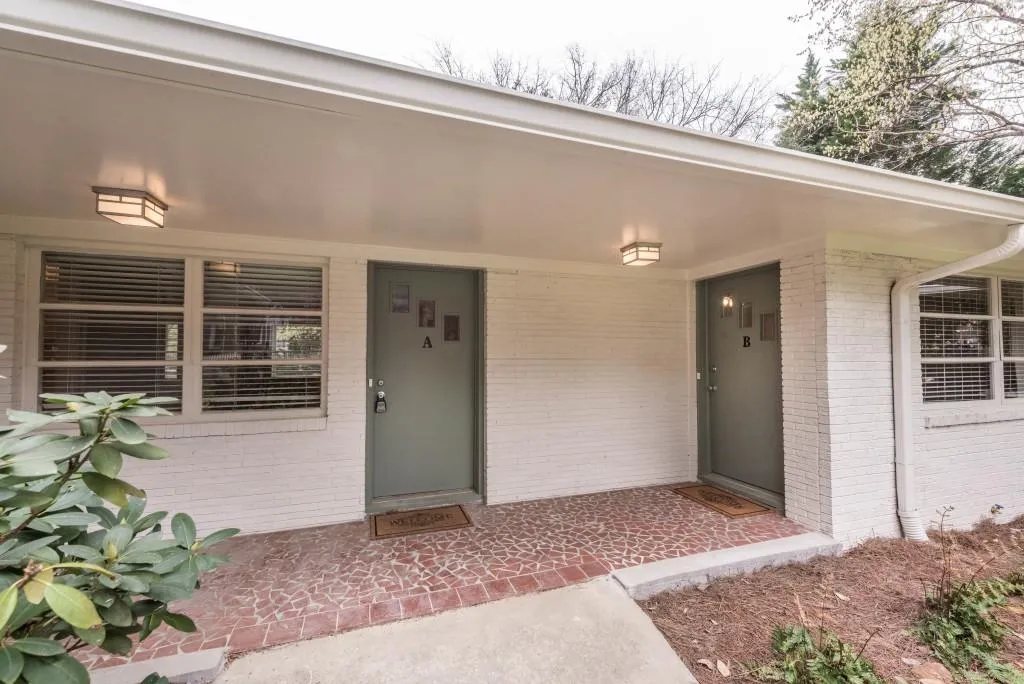 163 Peachtree Hills Avenue Ne, Atlanta, Georgia 30305, ,Residential Income,Sold,163 Peachtree Hills Avenue Ne,5989037