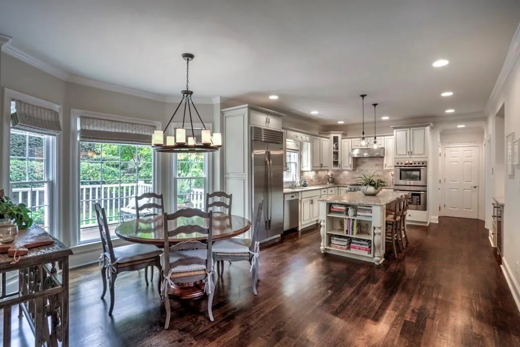 130 Chelveston Place, Sandy Springs, Georgia 30350, 5 Bedrooms Bedrooms, ,3 BathroomsBathrooms,Residential,Sold,130 Chelveston Place,6079963