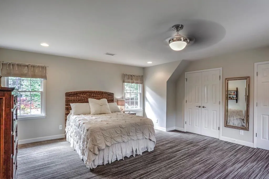 130 Chelveston Place, Sandy Springs, Georgia 30350, 5 Bedrooms Bedrooms, ,3 BathroomsBathrooms,Residential,Sold,130 Chelveston Place,6079963