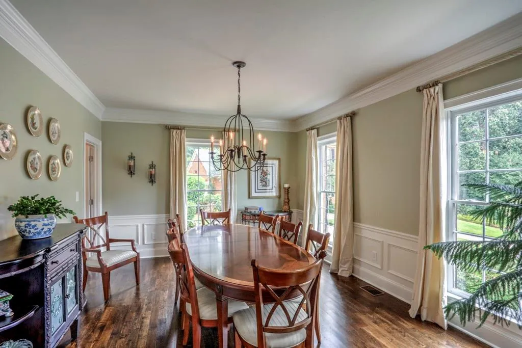 130 Chelveston Place, Sandy Springs, Georgia 30350, 5 Bedrooms Bedrooms, ,3 BathroomsBathrooms,Residential,Sold,130 Chelveston Place,6079963