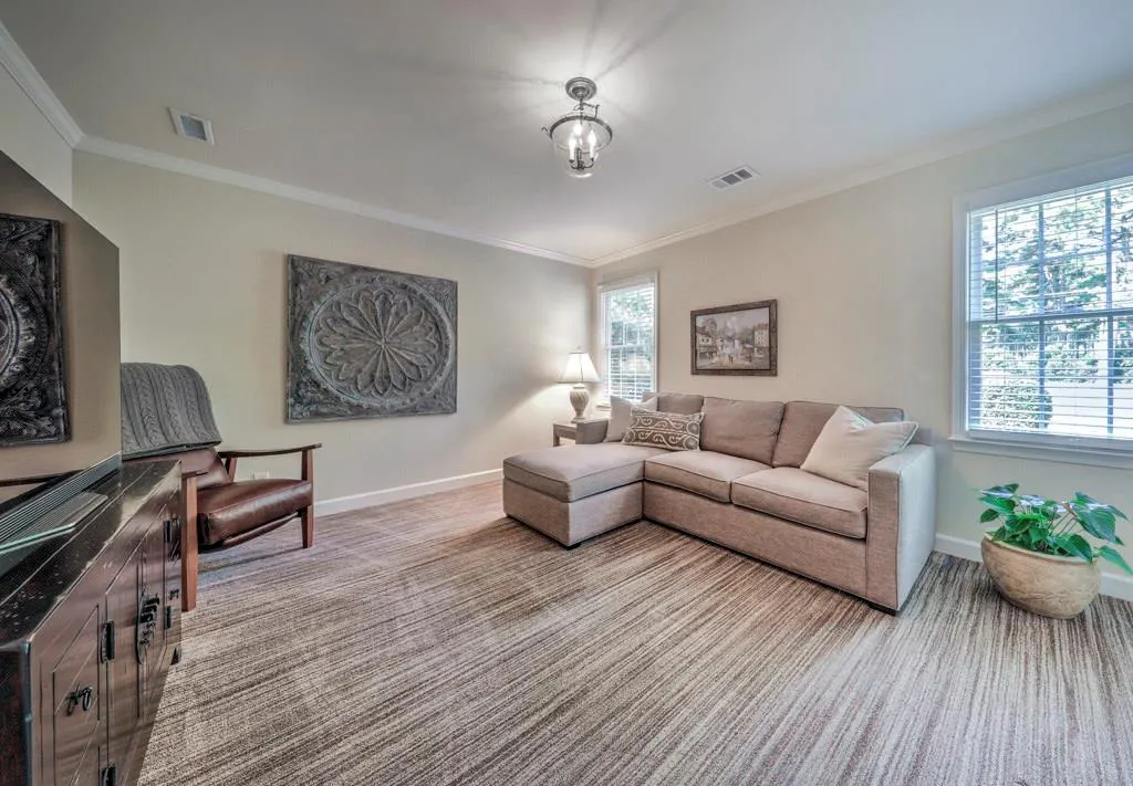 130 Chelveston Place, Sandy Springs, Georgia 30350, 5 Bedrooms Bedrooms, ,3 BathroomsBathrooms,Residential,Sold,130 Chelveston Place,6079963