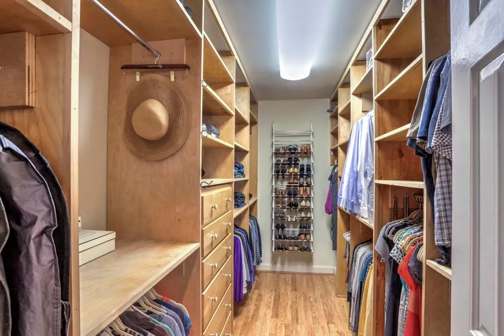 130 Chelveston Place, Sandy Springs, Georgia 30350, 5 Bedrooms Bedrooms, ,3 BathroomsBathrooms,Residential,Sold,130 Chelveston Place,6079963