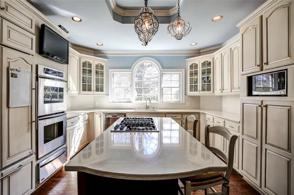 7415 Brandonshire Road, Sandy Springs, Georgia 30350, 4 Bedrooms Bedrooms, ,4 BathroomsBathrooms,Residential,Sold,7415 Brandonshire Road,5800777