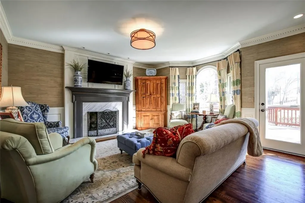 7415 Brandonshire Road, Sandy Springs, Georgia 30350, 4 Bedrooms Bedrooms, ,4 BathroomsBathrooms,Residential,Sold,7415 Brandonshire Road,5800777