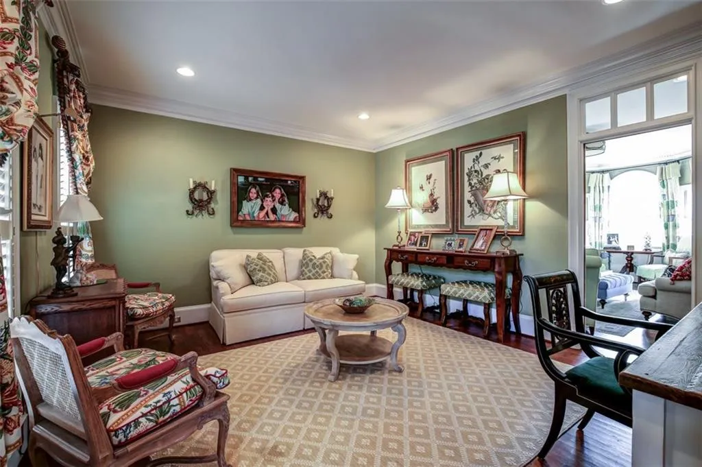 7415 Brandonshire Road, Sandy Springs, Georgia 30350, 4 Bedrooms Bedrooms, ,4 BathroomsBathrooms,Residential,Sold,7415 Brandonshire Road,5800777