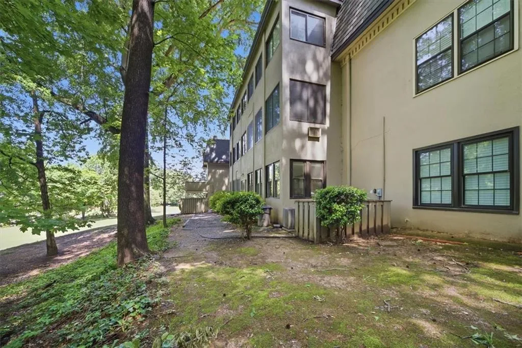 134 Elysian Way Nw, Atlanta, Georgia 30327, 2 Bedrooms Bedrooms, 0 ,2 BathroomsBathrooms,Residential,For Sale,134 Elysian Way Nw,7762384