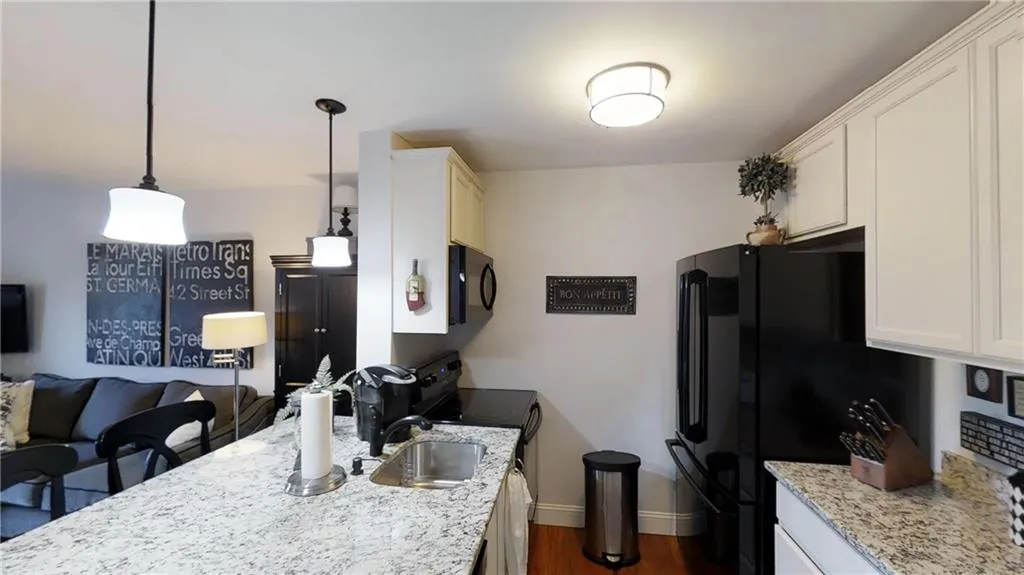 300 Johnson Ferry Road Ne Unit A613, Atlanta, Georgia 30328, 1 Bedroom Bedrooms, ,1 BathroomBathrooms,Residential,Sold,300 Johnson Ferry Road Ne Unit A613,5949272