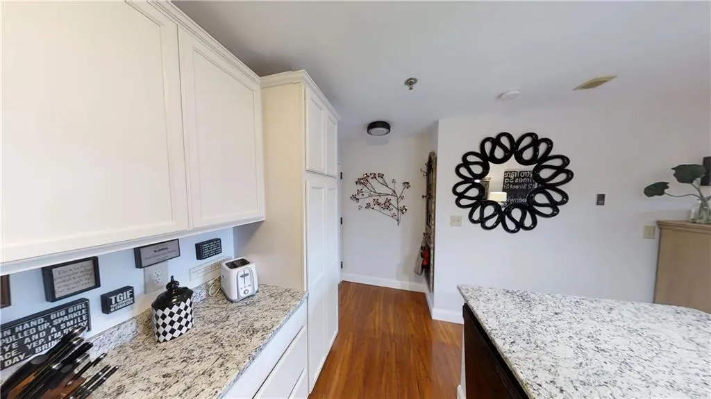 300 Johnson Ferry Road Ne Unit A613, Atlanta, Georgia 30328, 1 Bedroom Bedrooms, ,1 BathroomBathrooms,Residential,Sold,300 Johnson Ferry Road Ne Unit A613,5949272