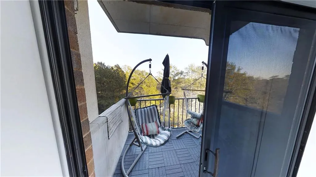 300 Johnson Ferry Road Ne Unit A613, Atlanta, Georgia 30328, 1 Bedroom Bedrooms, ,1 BathroomBathrooms,Residential,Sold,300 Johnson Ferry Road Ne Unit A613,5949272