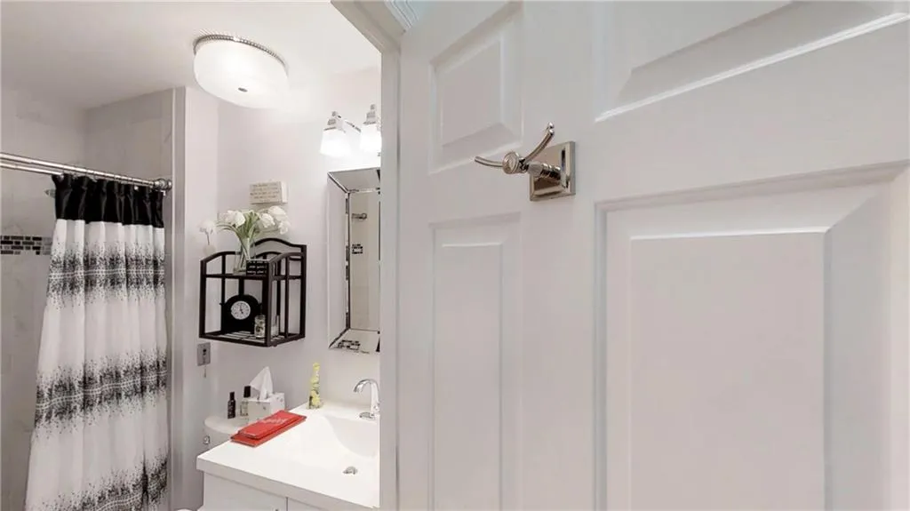 300 Johnson Ferry Road Ne Unit A613, Atlanta, Georgia 30328, 1 Bedroom Bedrooms, ,1 BathroomBathrooms,Residential,Sold,300 Johnson Ferry Road Ne Unit A613,5949272