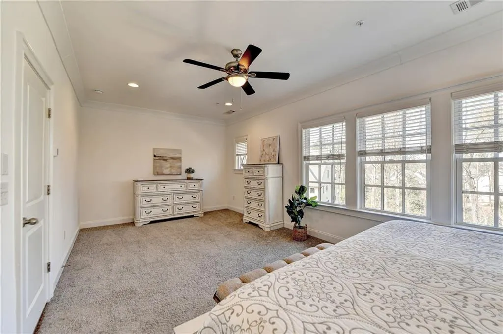 6414 Radiant Trace, Atlanta, Georgia 30328, 4 Bedrooms Bedrooms, ,4 BathroomsBathrooms,Residential,Sold,6414 Radiant Trace,7172219