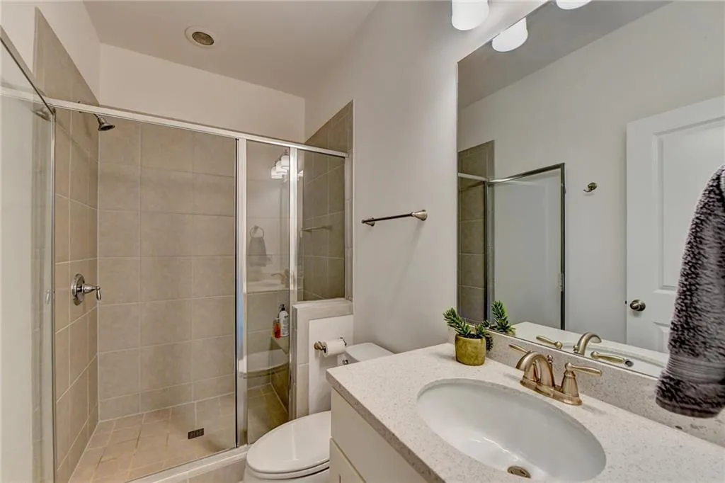 6414 Radiant Trace, Atlanta, Georgia 30328, 4 Bedrooms Bedrooms, ,4 BathroomsBathrooms,Residential,Sold,6414 Radiant Trace,7172219