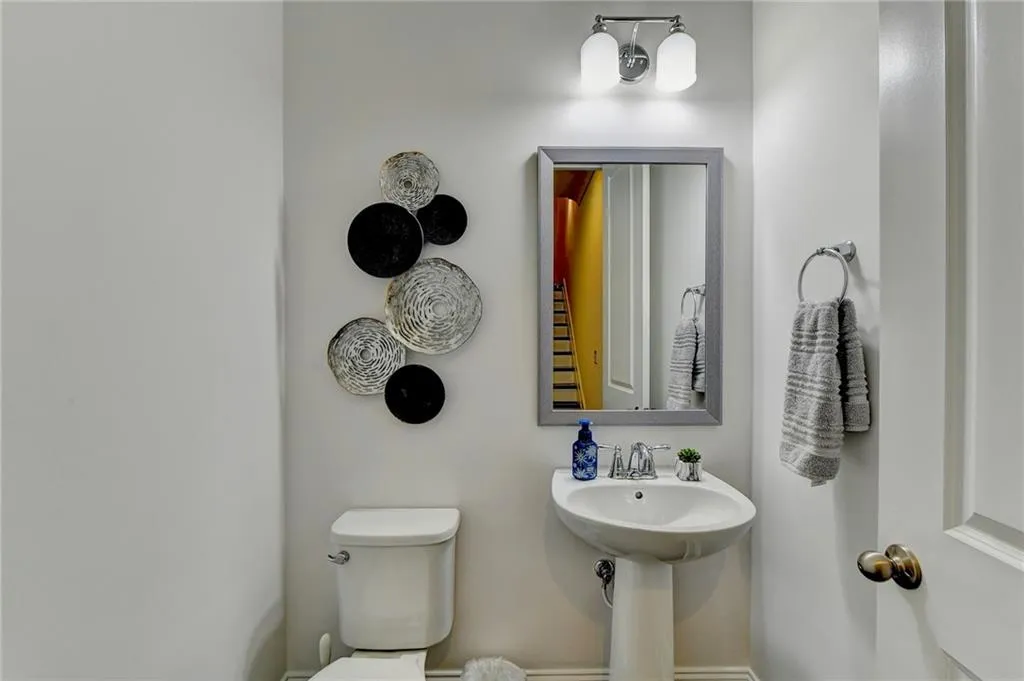 6414 Radiant Trace, Atlanta, Georgia 30328, 4 Bedrooms Bedrooms, ,4 BathroomsBathrooms,Residential,Sold,6414 Radiant Trace,7172219