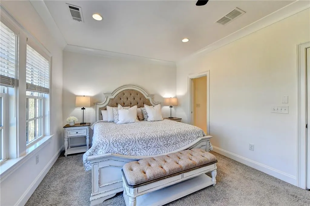 6414 Radiant Trace, Atlanta, Georgia 30328, 4 Bedrooms Bedrooms, ,4 BathroomsBathrooms,Residential,Sold,6414 Radiant Trace,7172219