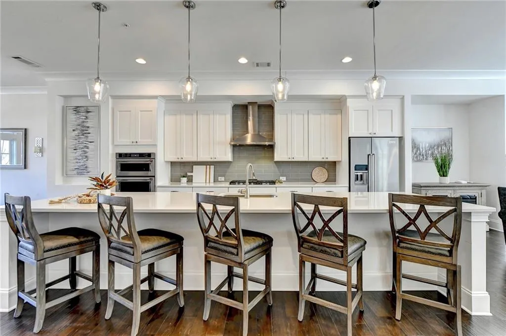 6414 Radiant Trace, Atlanta, Georgia 30328, 4 Bedrooms Bedrooms, ,4 BathroomsBathrooms,Residential,Sold,6414 Radiant Trace,7172219