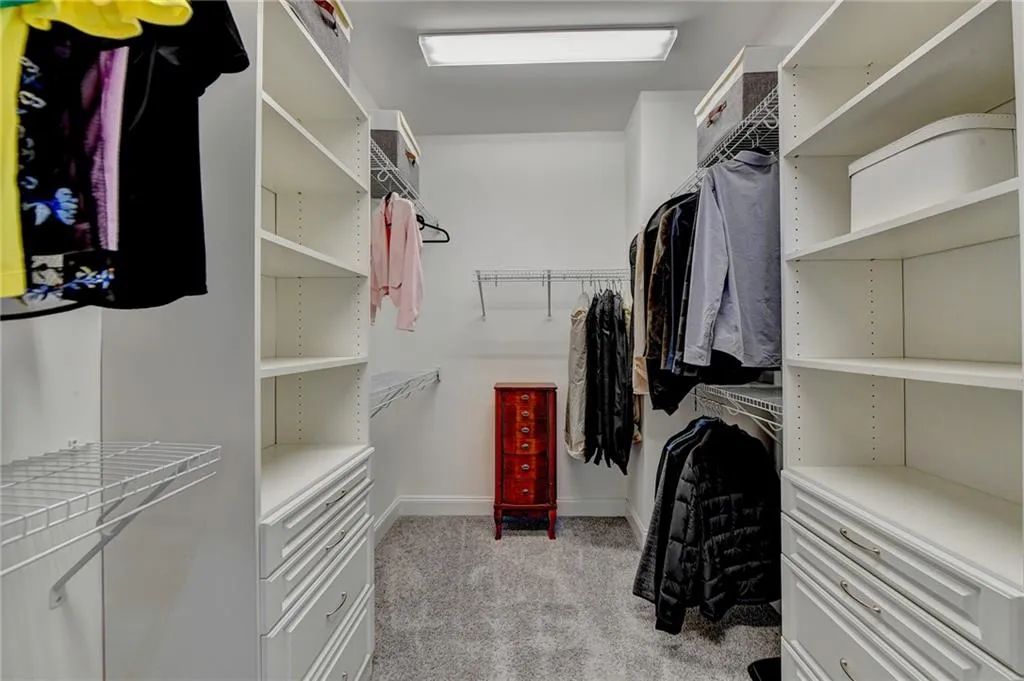 6414 Radiant Trace, Atlanta, Georgia 30328, 4 Bedrooms Bedrooms, ,4 BathroomsBathrooms,Residential,Sold,6414 Radiant Trace,7172219