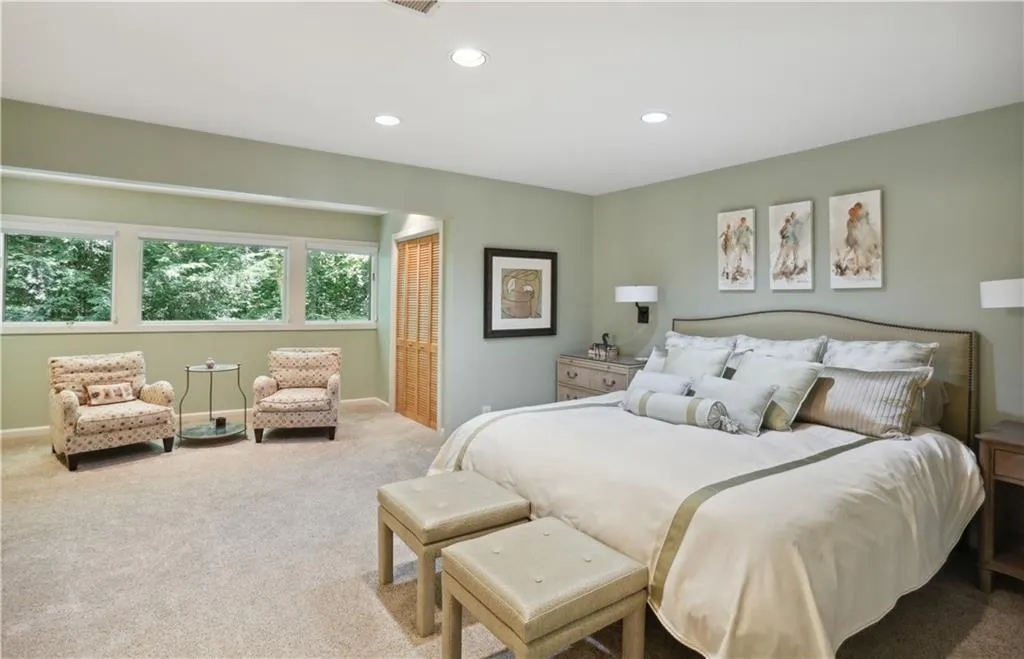 5455 Idlewood Lane Nw, Atlanta, Georgia 30327, 4 Bedrooms Bedrooms, ,2 BathroomsBathrooms,Residential,Sold,5455 Idlewood Lane Nw,7081653