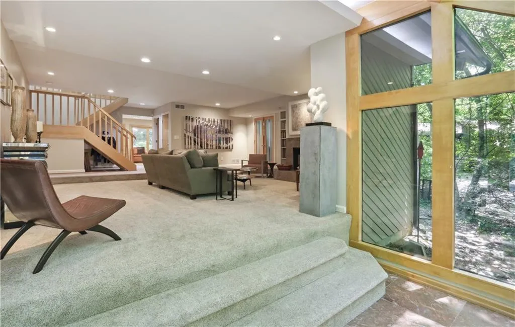 5455 Idlewood Lane Nw, Atlanta, Georgia 30327, 4 Bedrooms Bedrooms, ,2 BathroomsBathrooms,Residential,Sold,5455 Idlewood Lane Nw,7081653