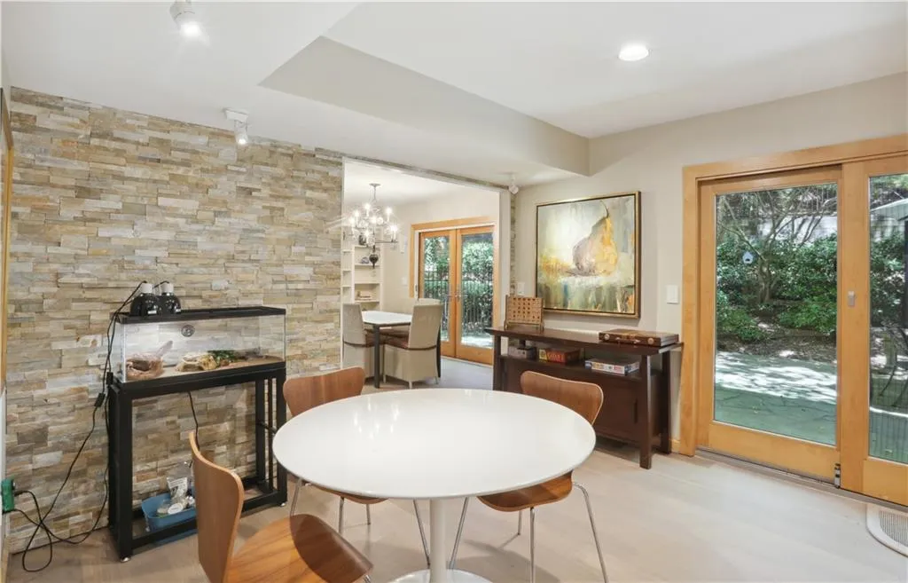 5455 Idlewood Lane Nw, Atlanta, Georgia 30327, 4 Bedrooms Bedrooms, ,2 BathroomsBathrooms,Residential,Sold,5455 Idlewood Lane Nw,7081653