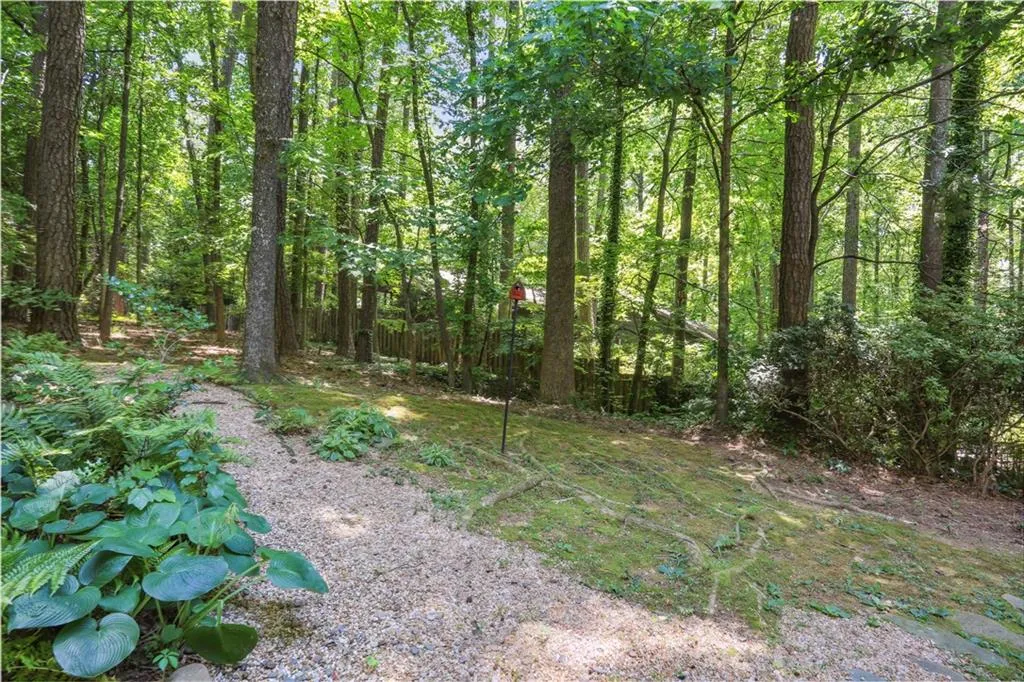 5455 Idlewood Lane Nw, Atlanta, Georgia 30327, 4 Bedrooms Bedrooms, ,2 BathroomsBathrooms,Residential,Sold,5455 Idlewood Lane Nw,7081653