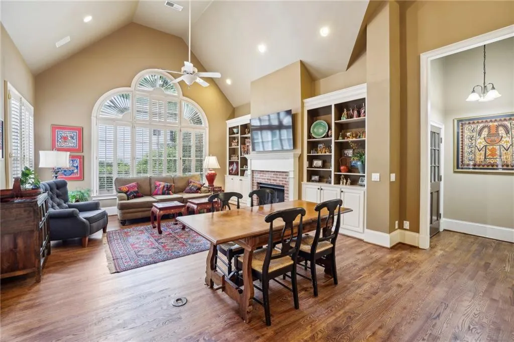 510 Telford Place, Atlanta, Georgia 30342, 4 Bedrooms Bedrooms, ,4 BathroomsBathrooms,Residential,Sold,510 Telford Place,7448081