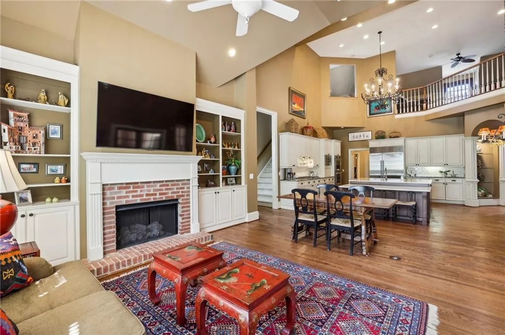510 Telford Place, Atlanta, Georgia 30342, 4 Bedrooms Bedrooms, ,4 BathroomsBathrooms,Residential,Sold,510 Telford Place,7448081