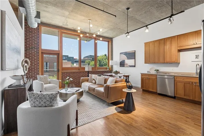 660 Glen Iris Drive Ne Unit 305, Atlanta, Georgia 30308