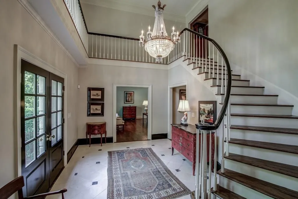 2968 Rivermeade Drive, Atlanta, Georgia 30327, 5 Bedrooms Bedrooms, ,4 BathroomsBathrooms,Residential,Sold,2968 Rivermeade Drive,5690218