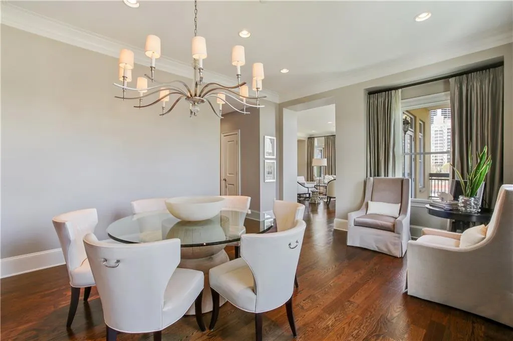 2500 Peachtree Road Nw Unit 506n, Atlanta, Georgia 30305, 2 Bedrooms Bedrooms, ,2 BathroomsBathrooms,Residential,Sold,2500 Peachtree Road Nw Unit 506n,6075474