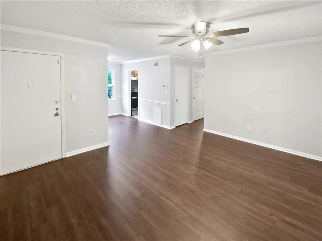 53 Monet Court Nw, Atlanta, Georgia 30327, 1 Bedroom Bedrooms, ,1 BathroomBathrooms,Residential,For Sale,53 Monet Court Nw,7575831
