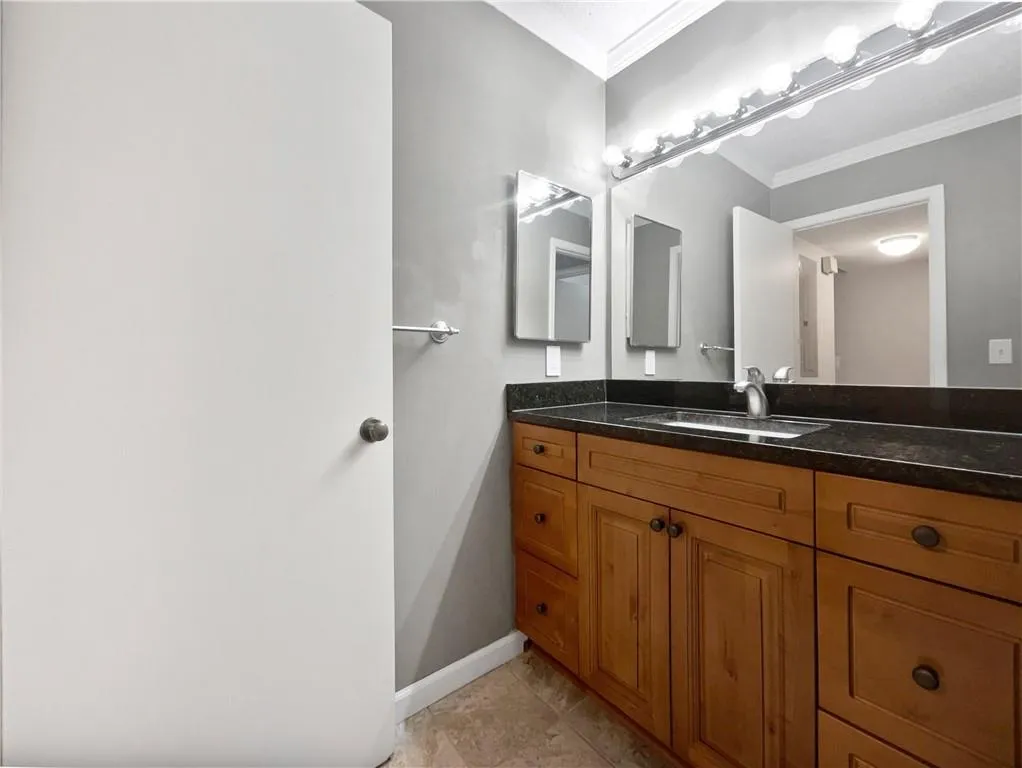 53 Monet Court Nw, Atlanta, Georgia 30327, 1 Bedroom Bedrooms, ,1 BathroomBathrooms,Residential,For Sale,53 Monet Court Nw,7575831
