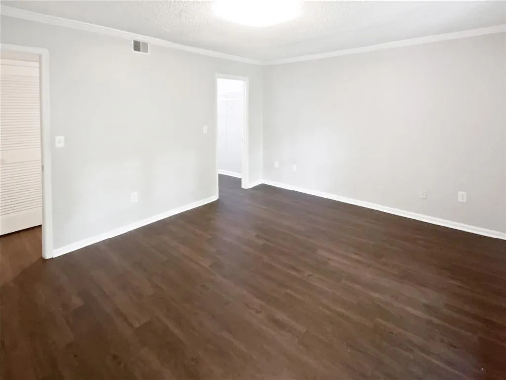 53 Monet Court Nw, Atlanta, Georgia 30327, 1 Bedroom Bedrooms, ,1 BathroomBathrooms,Residential,For Sale,53 Monet Court Nw,7575831