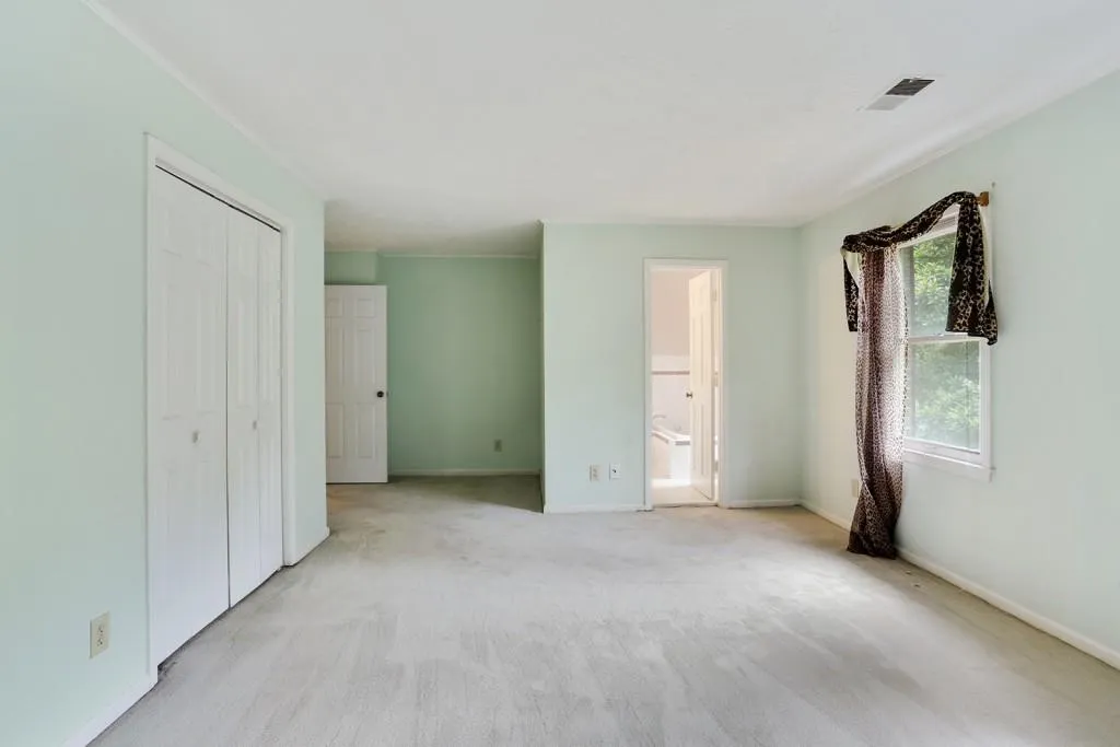 7598 Van Eyck Way, Sandy Springs, Georgia 30350, 4 Bedrooms Bedrooms, ,2 BathroomsBathrooms,Residential,Sold,7598 Van Eyck Way,5866446
