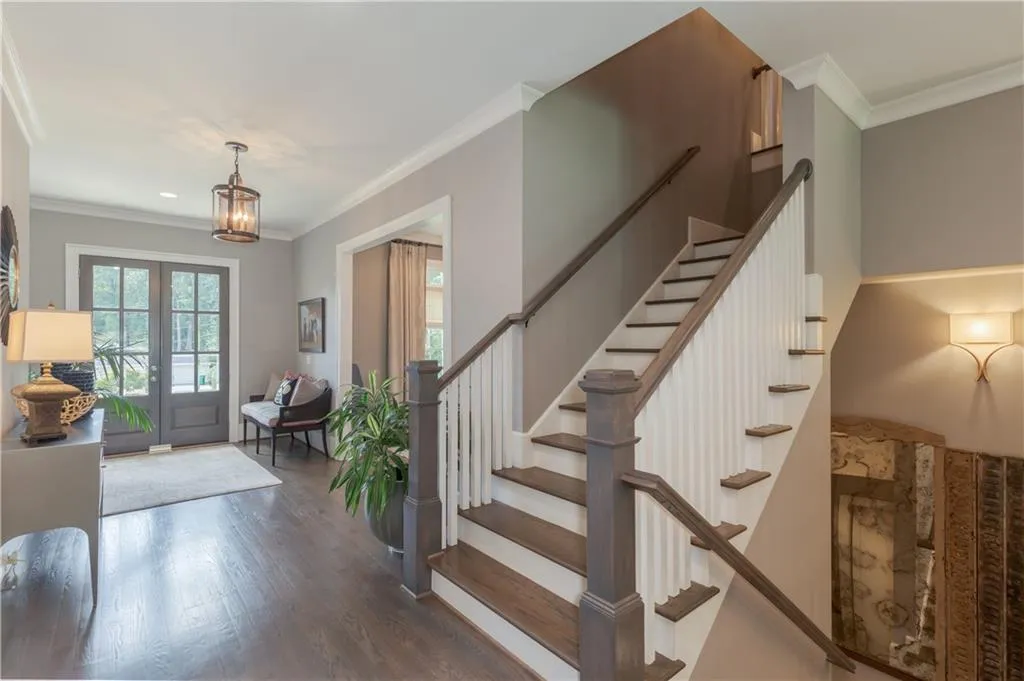 192 Pine Lake Drive, Atlanta, Georgia 30327, 6 Bedrooms Bedrooms, ,6 BathroomsBathrooms,Residential,Sold,192 Pine Lake Drive,6612850