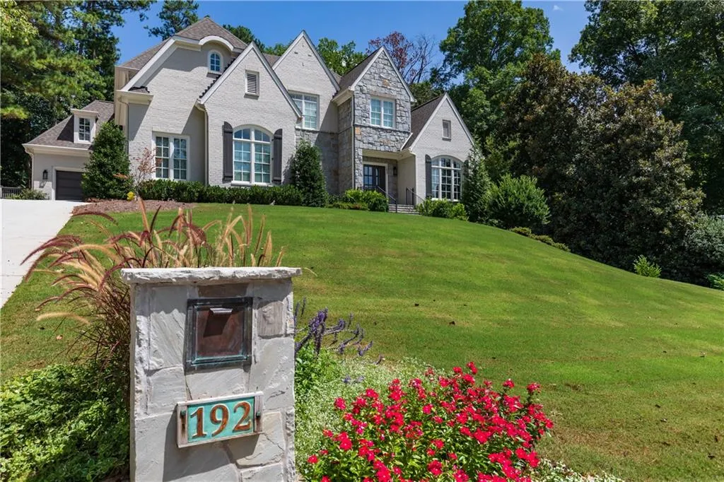 192 Pine Lake Drive, Atlanta, Georgia 30327, 6 Bedrooms Bedrooms, ,6 BathroomsBathrooms,Residential,Sold,192 Pine Lake Drive,6612850