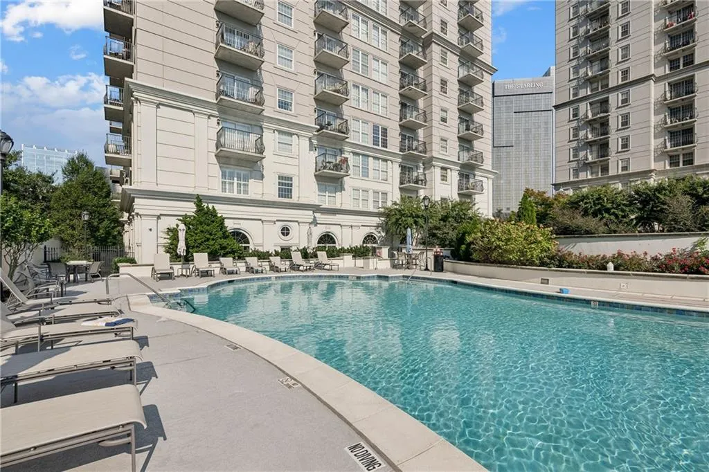 195 14th Street Ne Unit 703, Atlanta, Georgia 30309, 1 Bedroom Bedrooms, ,1 BathroomBathrooms,Residential,For Sale,195 14th Street Ne Unit 703,7646639