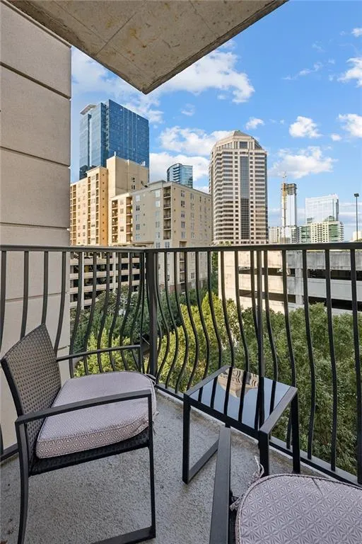 195 14th Street Ne Unit 703, Atlanta, Georgia 30309, 1 Bedroom Bedrooms, ,1 BathroomBathrooms,Residential,For Sale,195 14th Street Ne Unit 703,7646639
