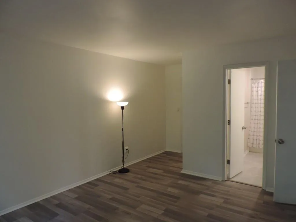 205 Woodcliff Drive, Sandy Springs, Georgia 30350, 2 Bedrooms Bedrooms, ,2 BathroomsBathrooms,Residential,Sold,205 Woodcliff Drive,7239573