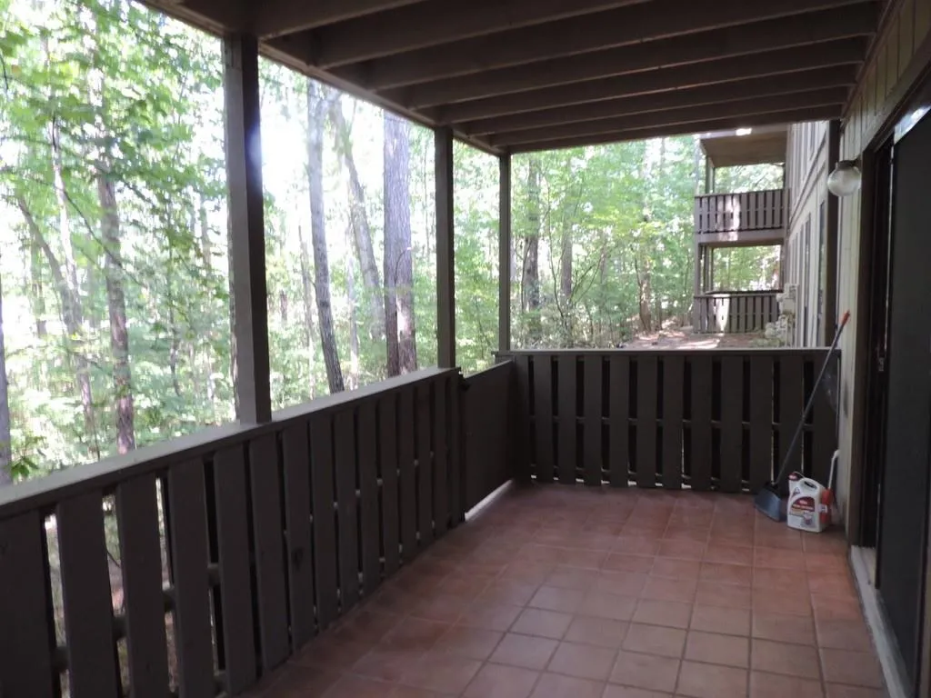 205 Woodcliff Drive, Sandy Springs, Georgia 30350, 2 Bedrooms Bedrooms, ,2 BathroomsBathrooms,Residential,Sold,205 Woodcliff Drive,7239573